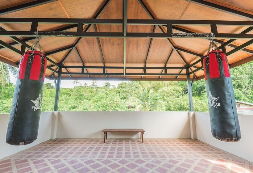 호텔 The Windmill Phuket