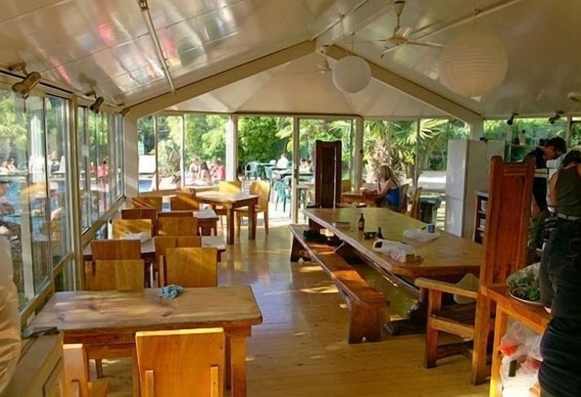 Paradiso Backpacker Hostel