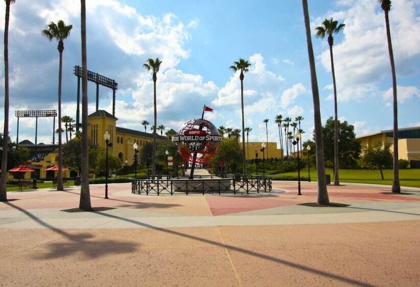 فندق 502 Little Harbor Inn