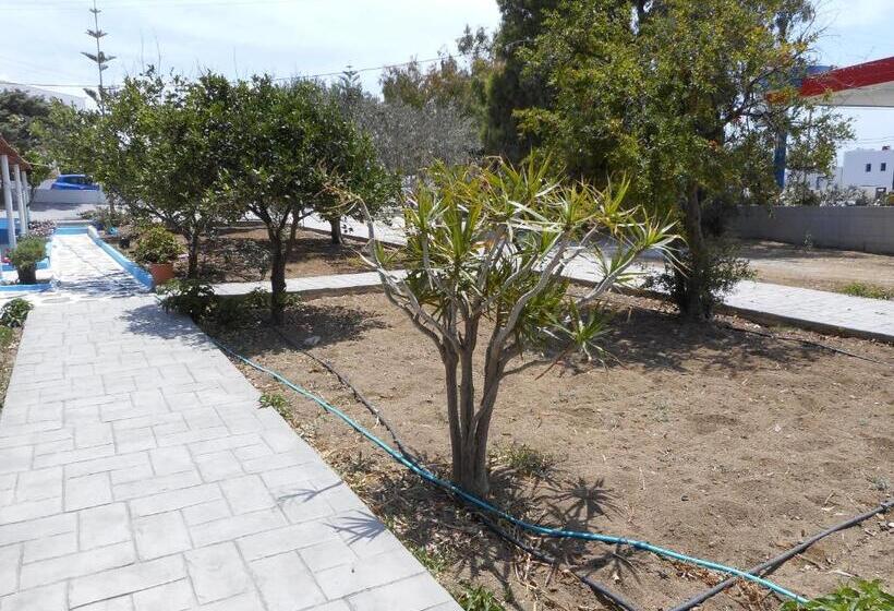 فندق Nikoletta Studios