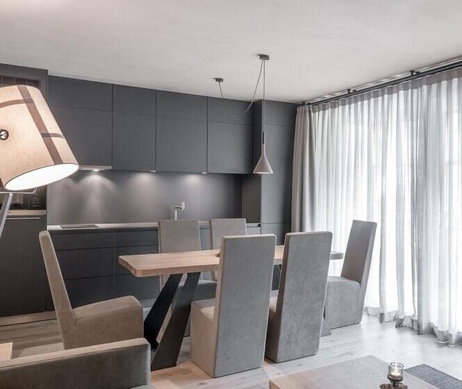 اقامتگاه Gardena Chalets