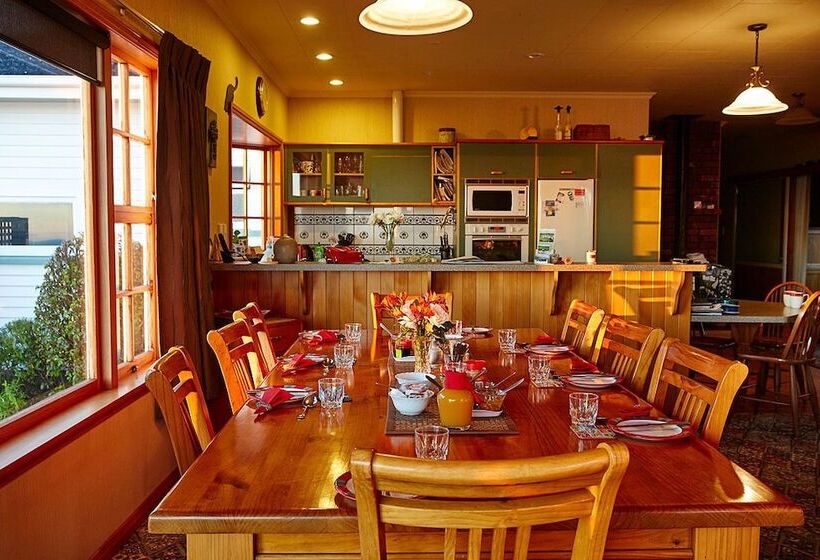 Bendamere House Bed & Breakfast