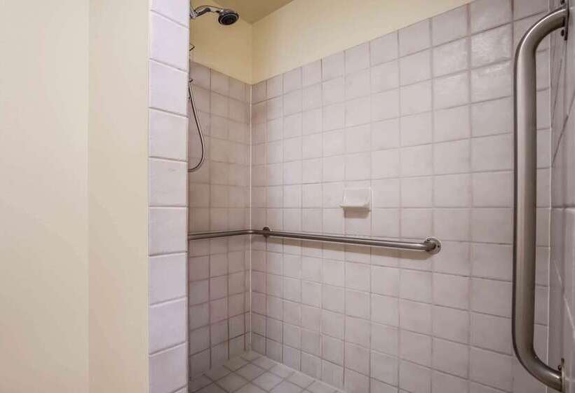 فندق Baymont By Wyndham Yakima Riverfront