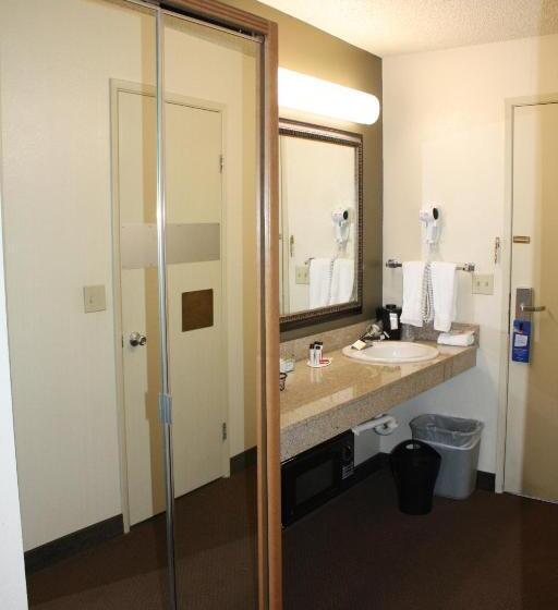 فندق Baymont By Wyndham Yakima Riverfront