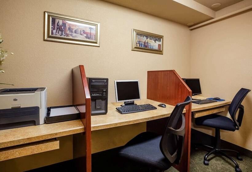 فندق Baymont By Wyndham Yakima Riverfront