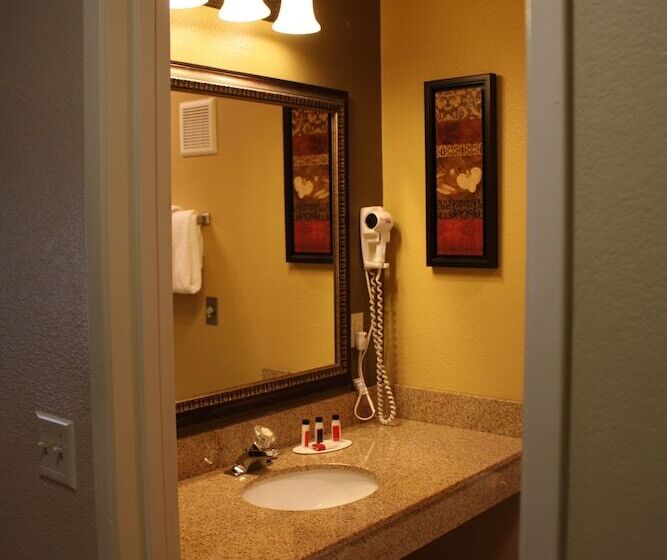 فندق Baymont By Wyndham Yakima Riverfront