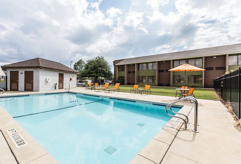 هتل Comfort Inn Warner Robins   Robins Air Force Base Area