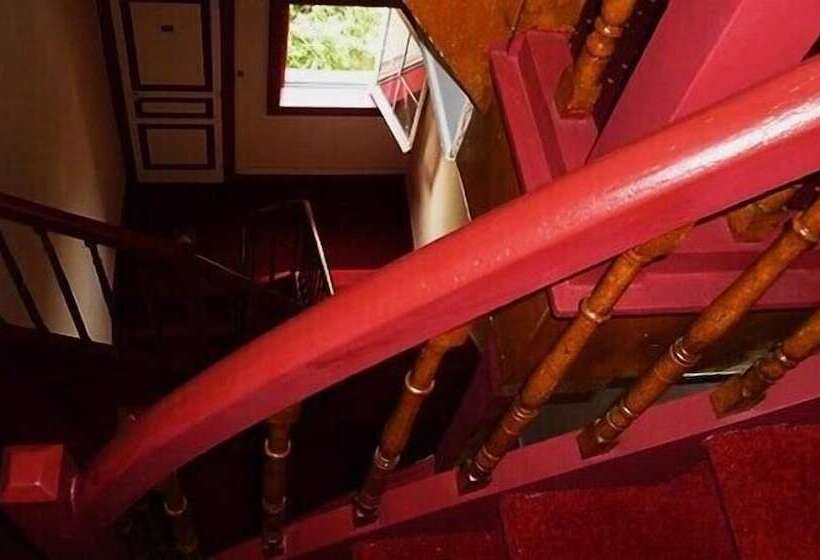 هتل Hôtel Le Relais Lamartine