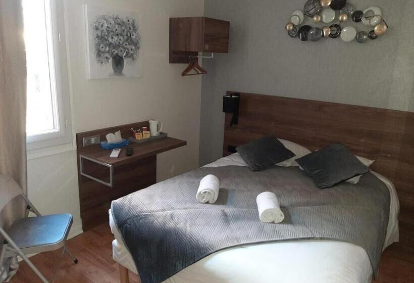 فندق Le Rochegude