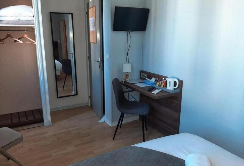 فندق Le Rochegude