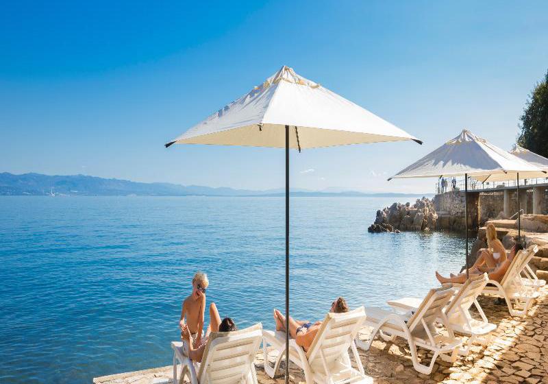 בית מלון כפרי Remisens Villa Belvedere