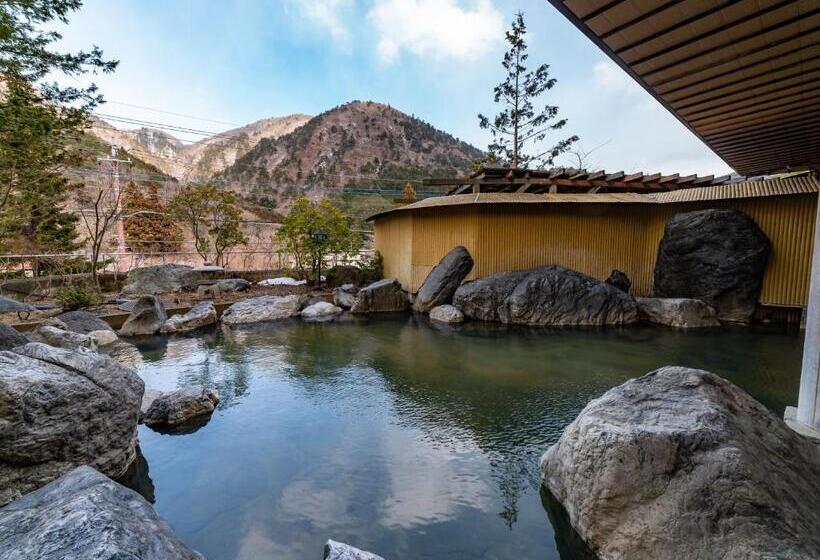 ホテル Shiobara Onsen Yashio Lodge