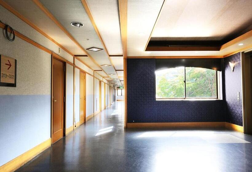ホテル Shiobara Onsen Yashio Lodge