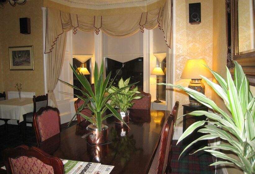 بنسيون Golf View