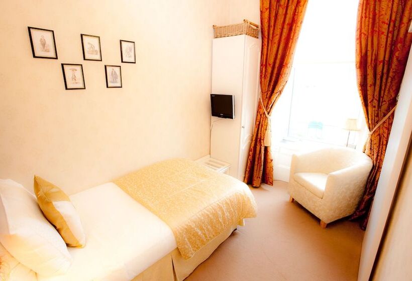 بنسيون Golf View