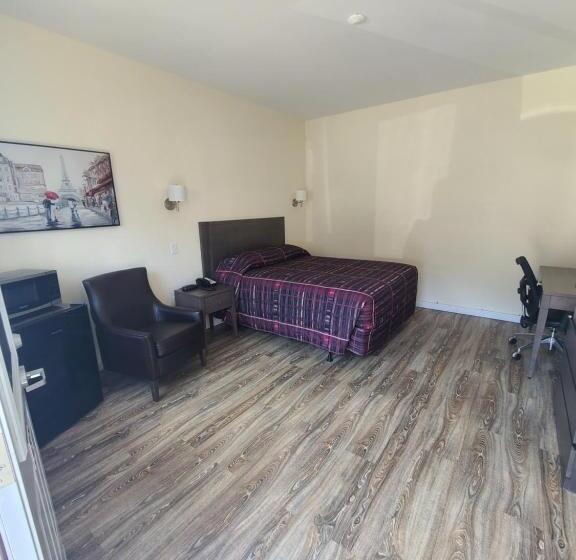 Stardust Motel  Bedford