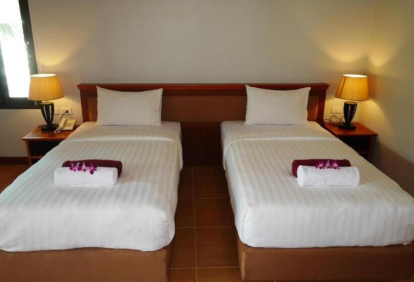 The Sunset Beach Resort   Koh Kho Khao