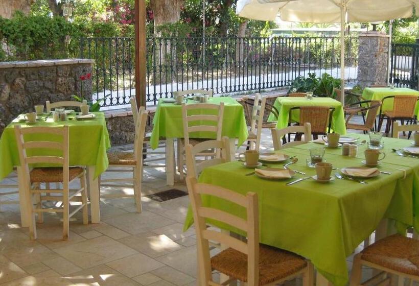 Toni S Guesthouse