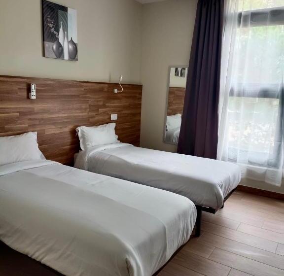 Apartahotel Golden Alcalá