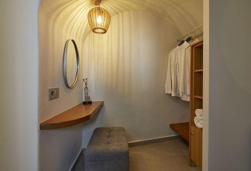 هتل Aecon Suites