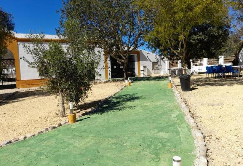هتل Hacienda Marcharavi