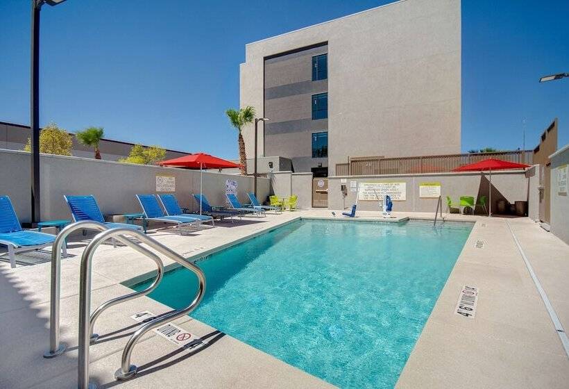 هتل Home2 Suites By Hilton Las Vegas North