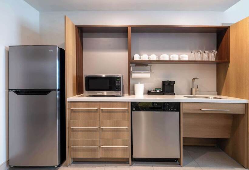 فندق Home2 Suites By Hilton Santa Rosa Beach