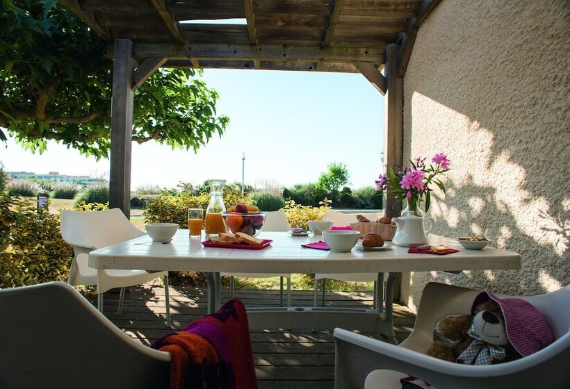 هتل Sowell Residences Les Lauriers Roses
