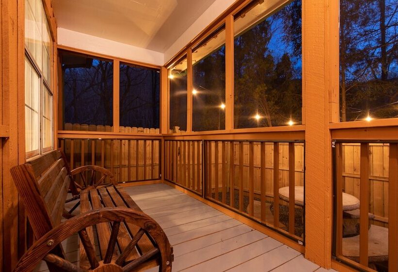 Jireh Mount Cabin