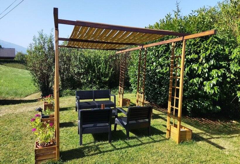 بنسيون Nomad Alp B&b