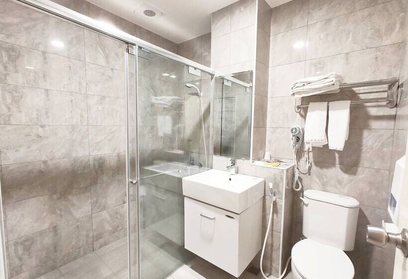 پانسیون Royal Business