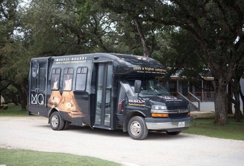 리조트 Mystic Quarry