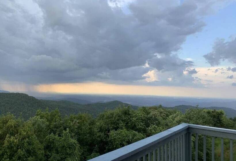 2 Master Suites _ Phenomenal Views   Alpine Summit