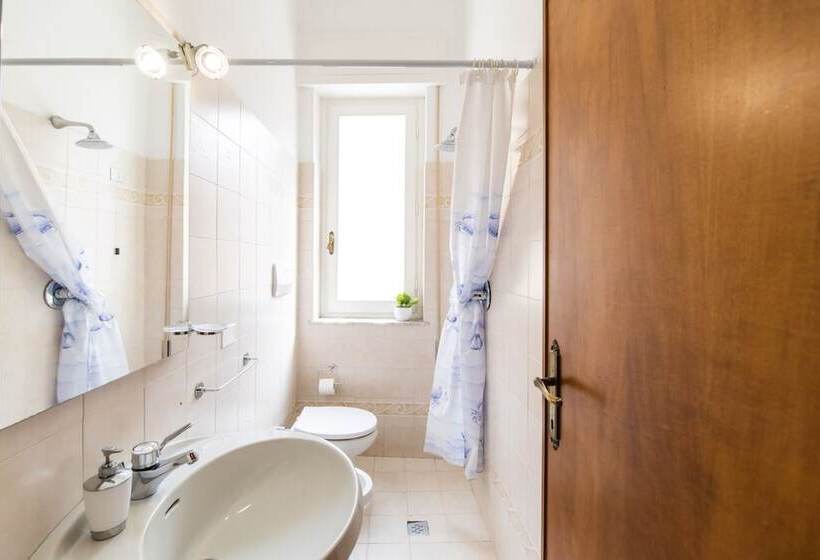 تختخواب و صبحانه Casa Fubis