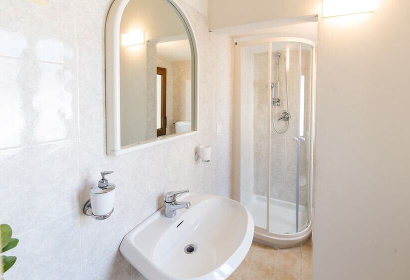 تختخواب و صبحانه Casa Fubis