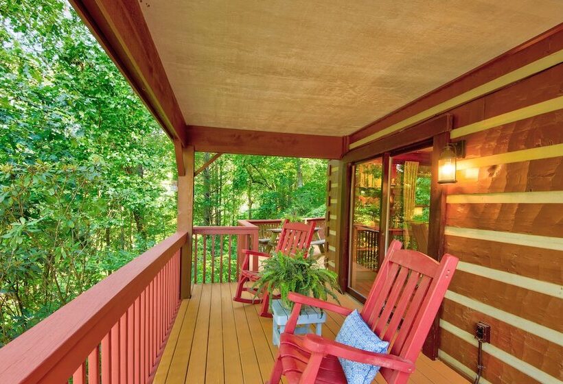Heritage Hill Cabins