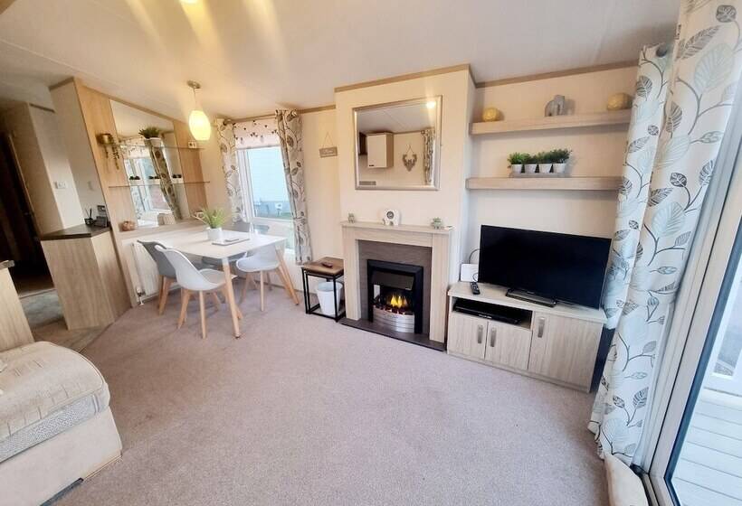 酒店 Impeccable 2 Bed Caravan In Morpeth   Willow Burn