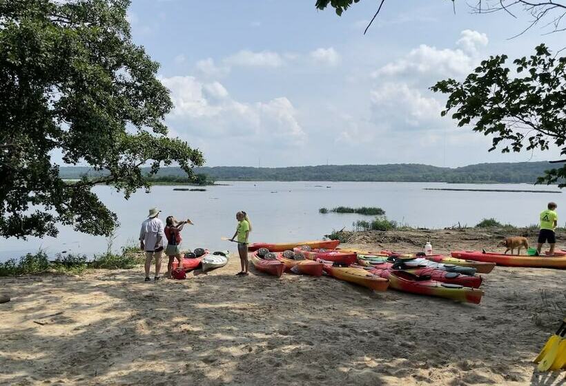 Отель Kayak Starved Rock Campground