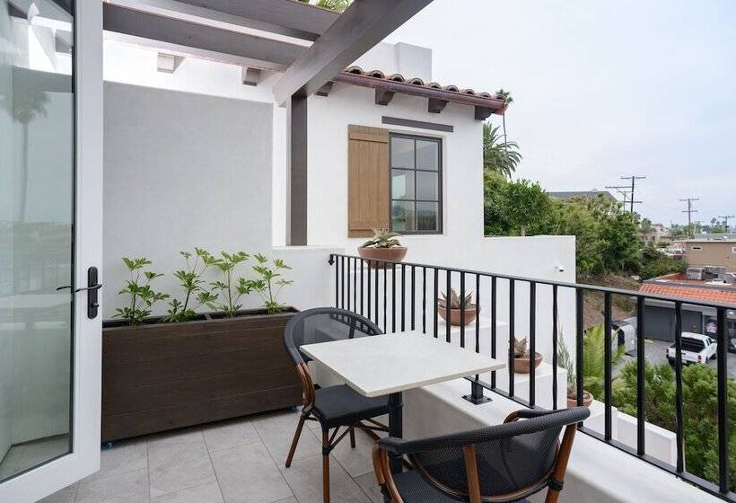 Отель North Beach Villa