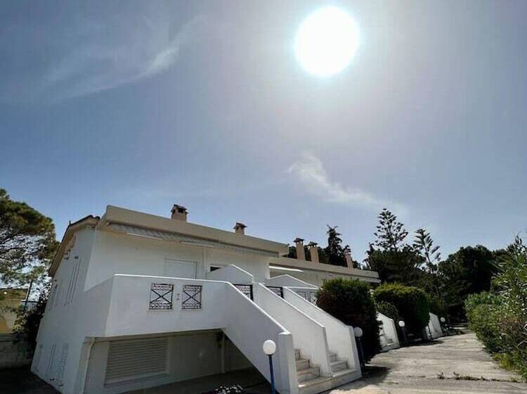 إقامة Alepochori Seaside Village