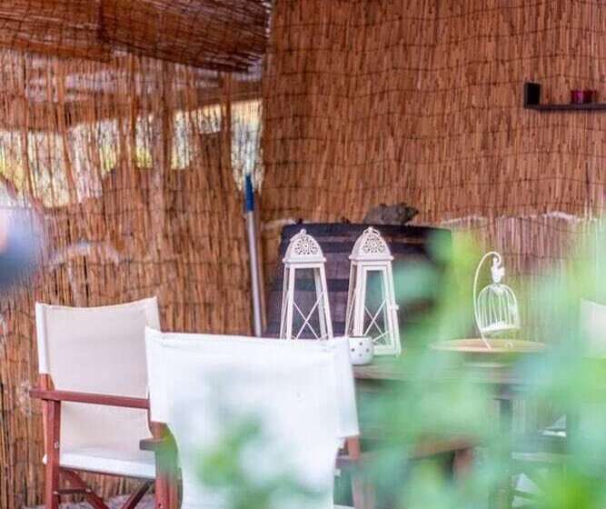 إقامة Avdou Village House With Pool