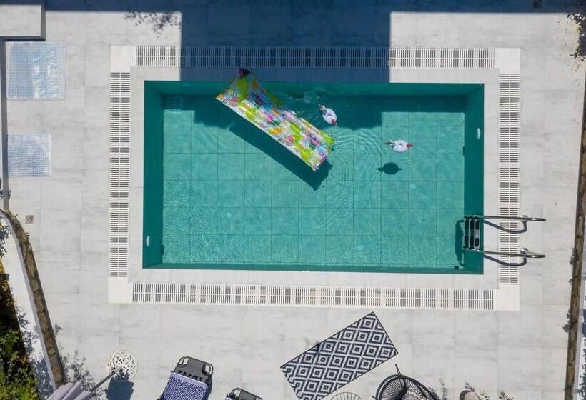 דירת נופש Mikaela S Pool House
