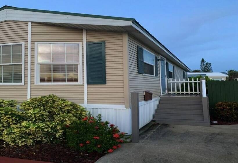 אתר נופש Caribbean Shores Vacation Rentals