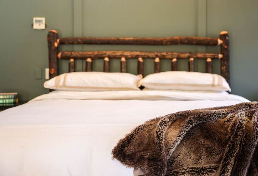 ベッドアンドブレックファースト Outland Chalet & Suites Great Smoky Mountains