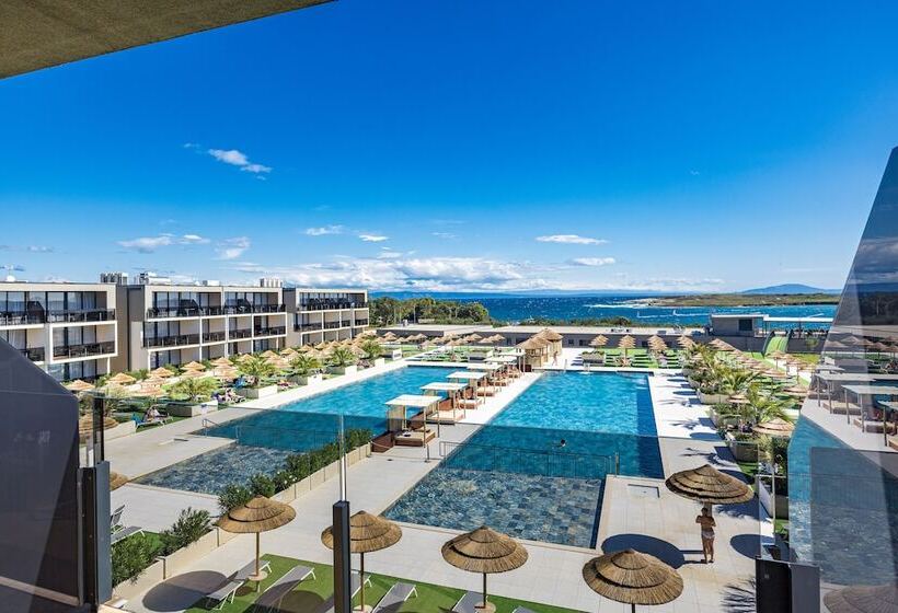 فندق فئة نجمة واحدة Resort Del Mar Emotion