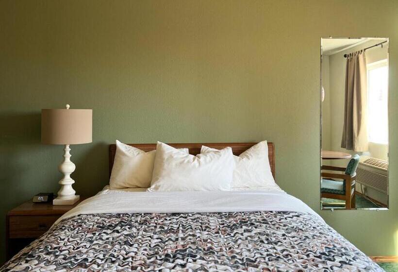 فندق The Trail Inn   Sutton, Nebraska   Us 6 Hwy