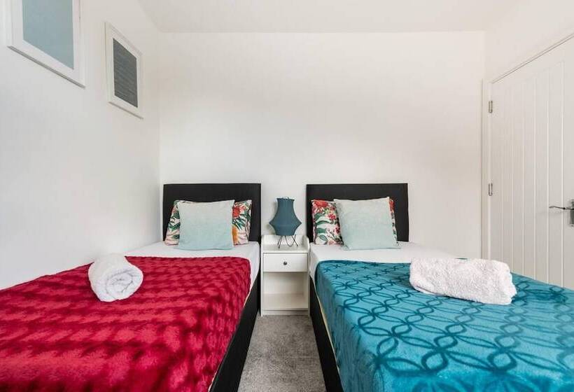 レジデンス Modern Apartment, Castle View Rochester, England