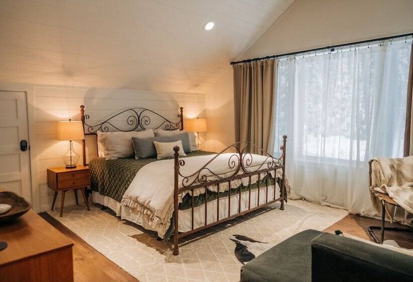리조트 Mountainside Lodging & Retreats