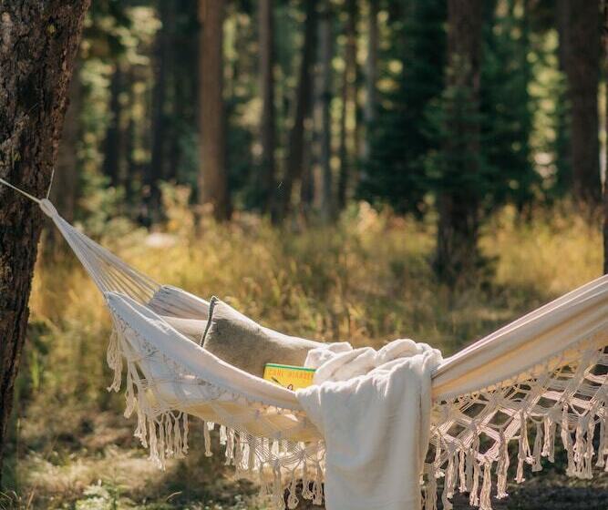 리조트 Mountainside Lodging & Retreats
