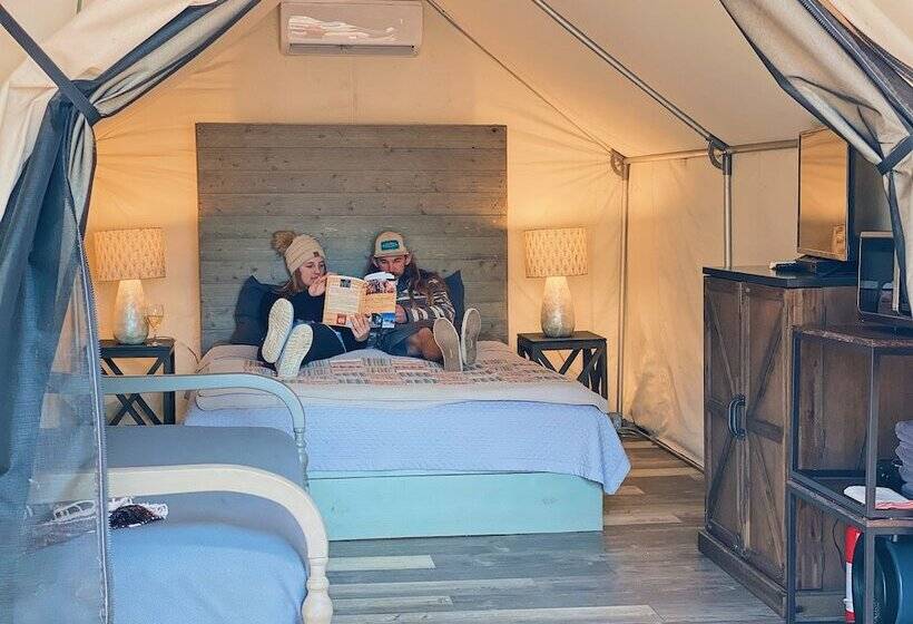 13 Blue River Camp   Glamping Cabin